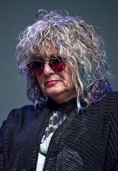 Nina Blackwood biography 