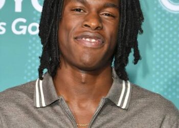 Daniel Caesar Biography: Age, Birthday, Parents, Siblings, Wife, Children, Family, Nationality, Girlfriend, Songs, Net Worth
