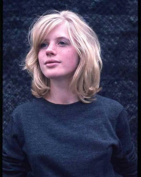 Marianne Faithful photo 