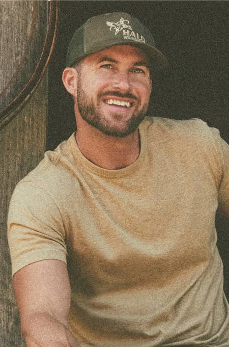 Riley Green photo
