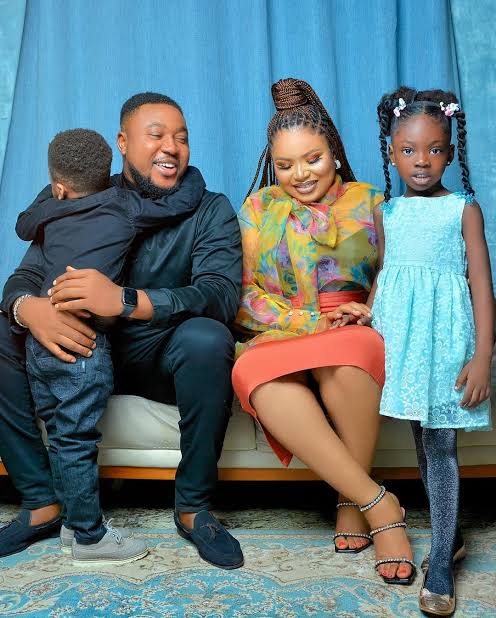 Nosa Rex wife and children
Nosa Rex family 